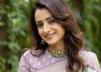 పెళ్లి చేసుకున్నా.. నలుగురు పిల్లలు కూడా! నెటిజన్ల ఊహాగానాలకు త్రిష ఘాటు కౌంటర్!