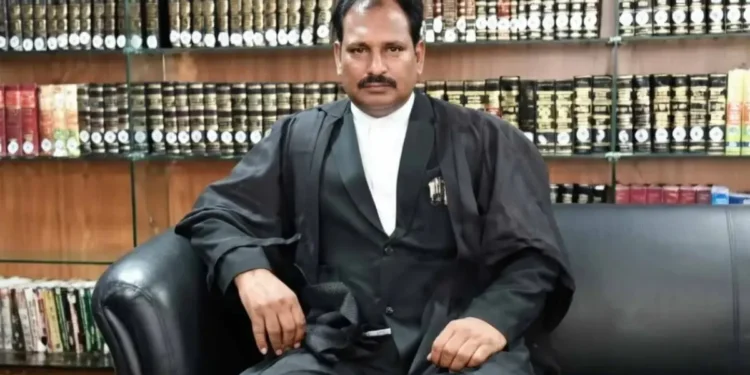 138 డిగ్రీలు సాధించిన సైనికుడు…దశరథ్ సింగ్ అరుదైన రికార్డు