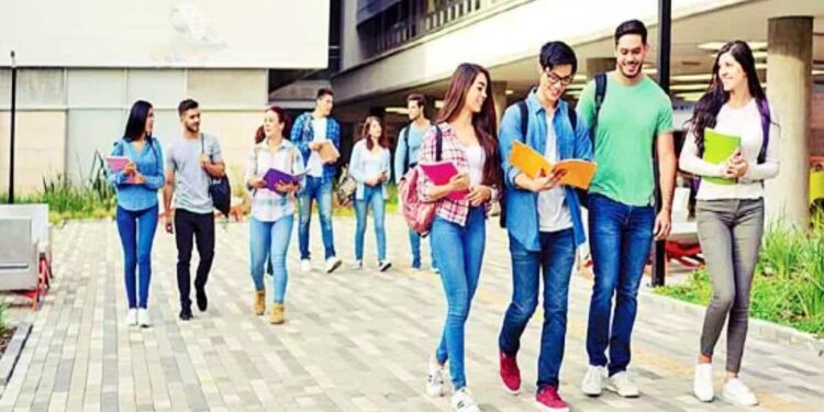 బీటెక్ సీఎస్‌ఈలో ఏ స్పెషలైజేషన్ బెటర్? ఏఐఎంఎల్ vs సైబర్ సెక్యూరిటీ