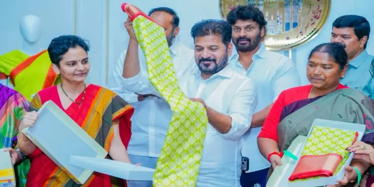 మహిళా శక్తి సూపర్ బజార్లకు సీఎం రేవంత్ గ్రీన్ సిగ్నల్