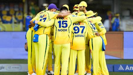 ప్లేఆఫ్స్ ఆశలు నిలబెట్టుకోవాలంటే తప్పక గెలవాల్సిన మ్యాచ్లో చెన్నై సూపర్ కింగ్స్