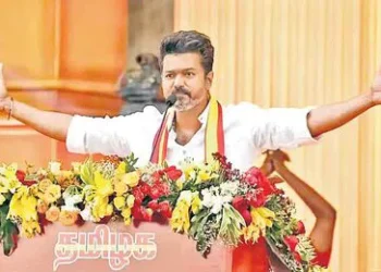 తమిళనాడులో కొత్త రాజకీయ చరిత్ర సృష్టిస్తున్న విజయ్‌