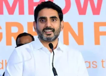 పెట్టుబడుల ఆకర్షణలో తమిళనాడుకు ఏపీ గట్టి పోటీ: నారా లోకేశ్‌