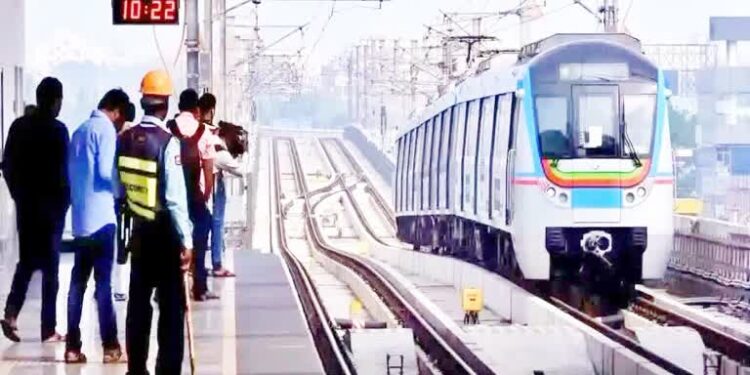 రూ.13,600 కోట్ల రుణ రీఫైనాన్స్‌కు గ్రీన్‌సిగ్నల్‌