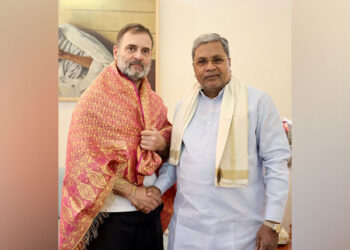 సిద్ధరామయ్య–రాహుల్ గాంధీ భేటీ, మంత్రివర్గ కూర్పుపై కీలక చర్చలు