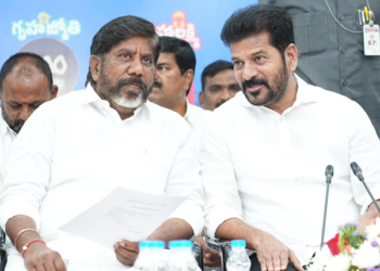 కేరళ సీఎం ప్రమాణ స్వీకారానికి తెలంగాణ సీఎం రేవంత్ రెడ్డి హాజరు