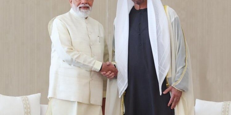 భారత్‌లో 5 బిలియన్ డాలర్ల పెట్టుబడులకు యూఏఈ గ్రీన్ సిగ్నల్