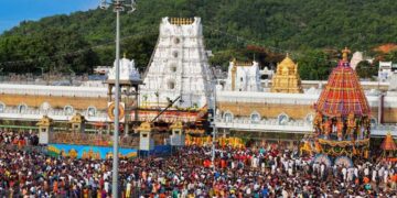 తిరుమలలో భక్తుల రద్దీ పెరుగుదల – దర్శనానికి 14 గంటల సమయం