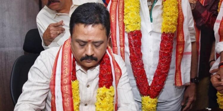 ఫిల్మ్ డెవలప్మెంట్ కార్పొరేషన్ చైర్మన్గా పి. భరత్ భూషణ్ ప్రమాణ స్వీకారం