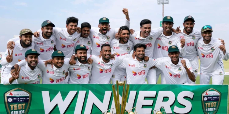 రెండు టెస్టుల్లోనూ పాకిస్థాన్పై గెలిచి 2-0 సిరీస్ విజయం సాధించిన బంగ్లాదేశ్