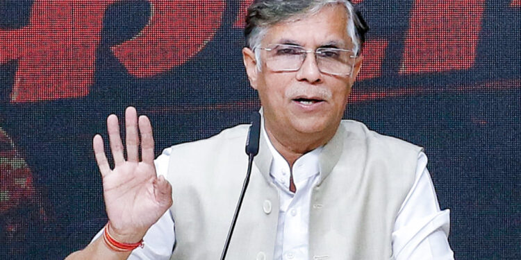 కాంగ్రెస్ నేత పవన్ ఖేరాకు సుప్రీంకోర్టు ముందస్తు బెయిల్