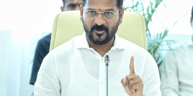 విద్యార్థుల సామగ్రి నాణ్యతపై రాజీ లేదు – సీఎం రేవంత్ రెడ్డి