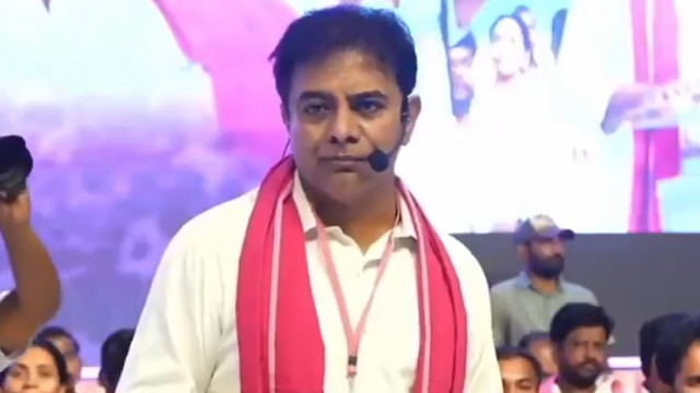 కాంగ్రెస్ ఎమ్మెల్యేలతో రాజీనామా చేయించాలి: కేటీఆర్