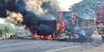 ఖమ్మం జిల్లాలో ఘోర రోడ్డు ప్రమాదం