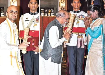 రాష్ట్రపతి భవన్‌లో ఘనంగా పద్మోత్సవం