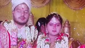 కూకట్‌పల్లిలో నవ దంపతుల ఆత్మహత్య