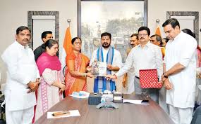కాళేశ్వరంలో సరస్వతీ నది అంత్య పుష్కరాలకు సీఎం రేవంత్ రెడ్డికి ఆహ్వానం
