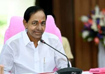 జిల్లాకో సమస్యపై పోరాటానికి సిద్ధమవ్వాలి: కేసీఆర్