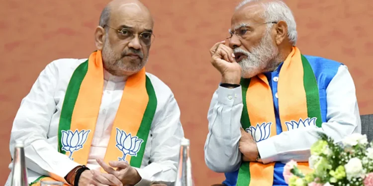 దేశ రాజకీయాల్లో కొత్త ఉద్రిక్తత – కాంగ్రెస్, భాజపా మధ్య మాటల యుద్ధం 1 దేశ రాజకీయాల్లో కొత్త ఉద్రిక్తత – కాంగ్రెస్, భాజపా మధ్య మాటల యుద్ధం