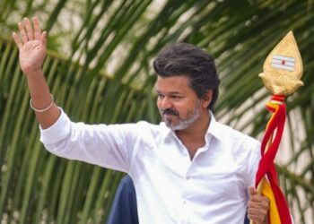 ప్రభుత్వం ఏర్పాటుకు వేగం.. గవర్నర్ అపాయింట్‌మెంట్ కోరిన విజయ్