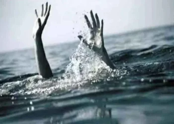 నల్లకొంగల వేటకు వెళ్లి ఇద్దరు బాలుర దుర్మరణం
