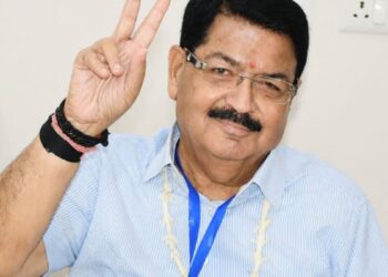 ఎన్డీయే మద్దతుతో స్వతంత్ర అభ్యర్థి పరిమళ్ నత్వానీ రాజ్యసభ ఎన్నికల్లో విజయం
