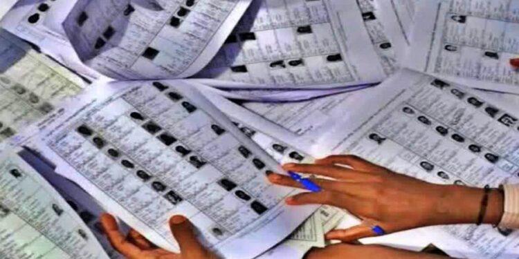 రాష్ట్రవ్యాప్తంగా 83.95% ఓటర్లకు ఎన్యూమరేషన్ పత్రాల పంపిణీ పూర్తి