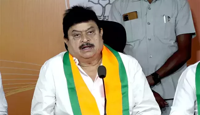 చరిత్ర సృష్టించిన మోదీ.. 4,399 రోజుల సేవలకు రామచందర్రావు అభినందనలు 1 చరిత్ర సృష్టించిన మోదీ.. 4,399 రోజుల సేవలకు రామచందర్రావు అభినందనలు