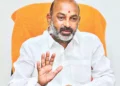 మామిడికాయ తినాలంటే భయపడే పరిస్థితి వచ్చిందని బండి సంజయ్ వ్యాఖ్య