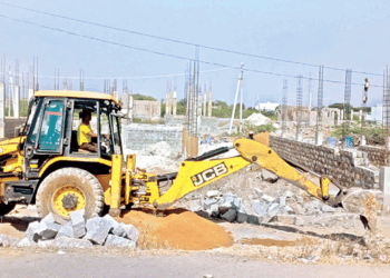 అక్రమ నిర్మాణాలపై దేశవ్యాప్త కఠిన చర్యలకు అమికస్ క్యూరీ విజ్ఞప్తి
