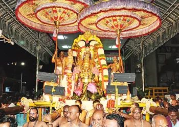 పౌర్ణమి సందర్భంగా తిరుమలలో ఆధ్యాత్మిక వైభవం