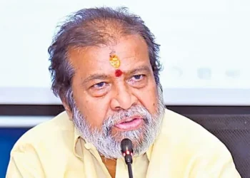టీజీఎంఎస్ఐడీసీ సెంట్రల్ మెడిసిన్ స్టోర్లకు 15 శాశ్వత భవనాల ప్రతిపాదనలకు మంత్రి ఆదేశం