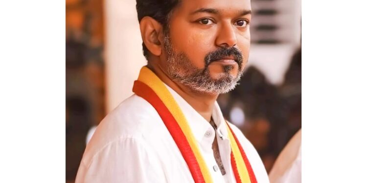 డీఎంకే దుష్టశక్తి, అన్నాడీఎంకే బలహీన శక్తి: సీఎం విజయ్ సంచలన వ్యాఖ్యలు