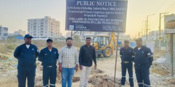 అల్వాల్ పరిధిలో అక్రమ నిర్మాణాలపై హైడ్రా అధికారుల కూల్చివేత చర్యలు