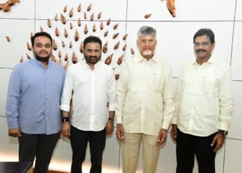 రాజ్యసభకు నామినేషన్ దాఖలు చేసిన తెదేపా అభ్యర్థులు