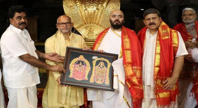 టీటీడీకి రూ.27.5 కోట్ల విలువైన ఎలక్ట్రిక్ బస్సులు విరాళంగా ప్రకటించిన అనంత్ అంబానీ