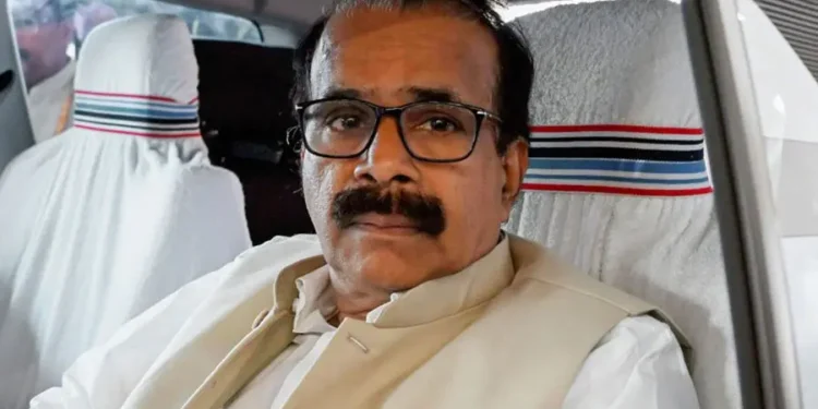 కేంద్ర మైనార్టీ వ్యవహారాల సహాయ మంత్రి జార్జి కురియన్ రాజీనామా