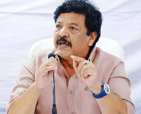 పవన్ కల్యాణ్ను కులం చట్రంలో బంధించలేరు – మంత్రి దుర్గేష్