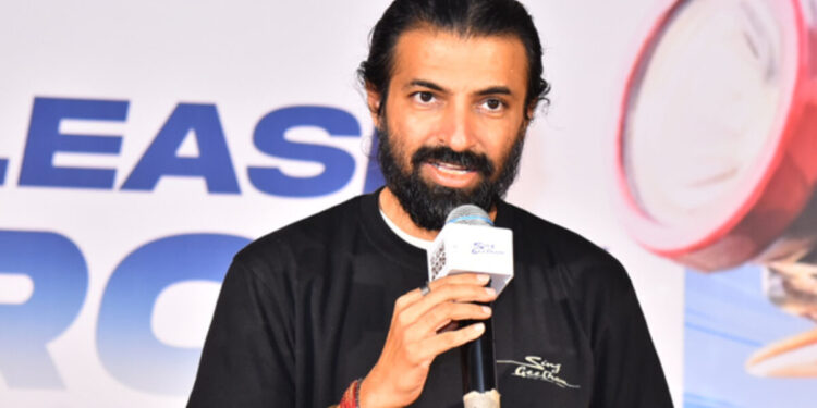 OTT వెర్షన్లో కీలక మార్పులు చేసినట్లు వెల్లడించిన నాగ్ అశ్విన్