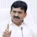 మూసీ పునరుజ్జీవ ప్రాజెక్టులో భూములు కోల్పోయే వారికి చట్టబద్ధ పరిహారం కల్పిస్తామని మంత్రి పొంగులేటి
