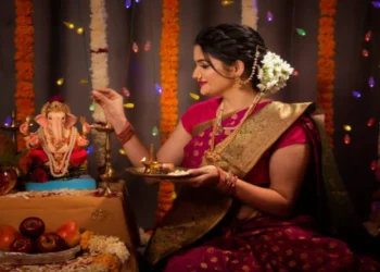 సమయం లేదని పూజ మానేయొచ్చా? శాస్త్రం చెప్పిన సులభ మార్గం ఇదే
