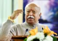 భారత చరిత్రపై తప్పుడు కథనాలు వ్యాప్తి చేస్తున్నారని మోహన్ భాగవత్ విమర్శ
