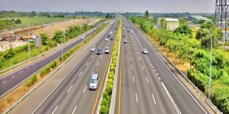 తెలంగాణకు కేంద్రం గుడ్‌న్యూస్‌.. రెండు జాతీయ రహదారులకు ఆమోదం