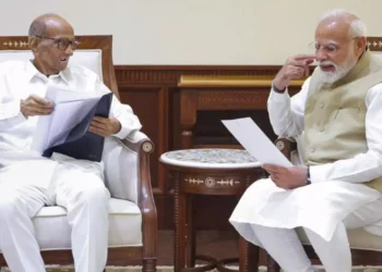 పేపర్ లీక్ చేస్తే కఠిన శిక్షలు.. లోక్సభలో యాంటీ పేపర్ లీక్ బిల్లు 2 పేపర్ లీక్ చేస్తే కఠిన శిక్షలు.. లోక్సభలో యాంటీ పేపర్ లీక్ బిల్లు