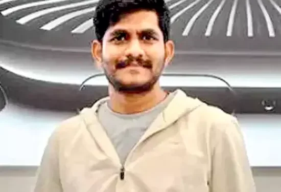 ట్రైనీ ఐపీఎస్‌ కేసులో ఫోన్‌ మిస్టరీ.. వీడియోలున్నాయన్న ఆరోపణలతో మరింత ఉత్కంఠ