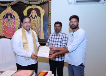 తితిదే ఎస్వీ ప్రాణదాన ట్రస్టుకు అపర్ణ కన్స్ట్రక్షన్స్ రూ.కోటి విరాళం