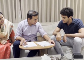 ప్రత్యేక ఓటరు సవరణ కార్యక్రమంలో కేటీఆర్.. కుటుంబంతో కలిసి వివరాల నమోదు 14 ప్రత్యేక ఓటరు సవరణ కార్యక్రమంలో కేటీఆర్.. కుటుంబంతో కలిసి వివరాల నమోదు