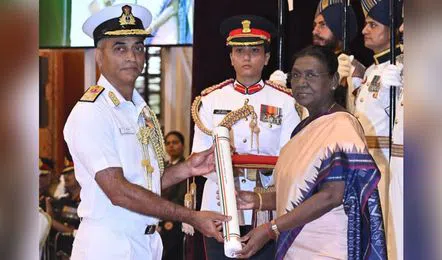 వైస్ అడ్మిరల్ శ్రీనివాస్ కుదరవల్లికి ‘అతి విశిష్ట సేవా మెడల్’