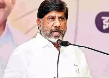 పిల్లలు అర్ధాకలితో బడికి వెళ్లకూడదు.. అల్పాహార పథకం: భట్టి విక్రమార్క
