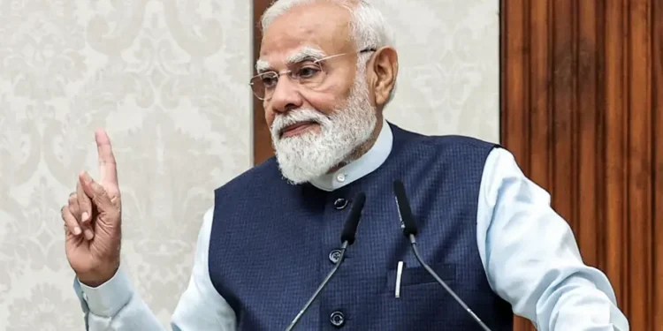 రక్షణ రంగంలో భారత్‌ దూసుకెళ్తోంది: ప్రధాని మోదీ